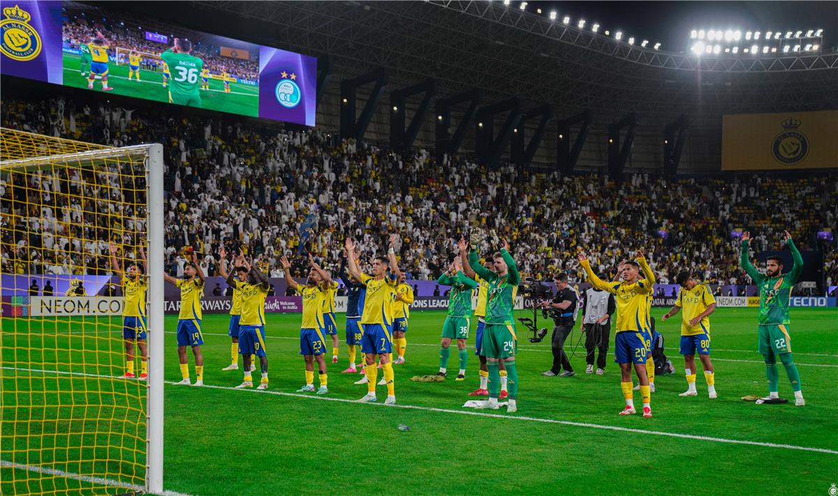 ترتيب الدوري السعودي: صدارة النصر تشتعل بعد انتصارات الهلال والأهلي والنصر الكبيرة