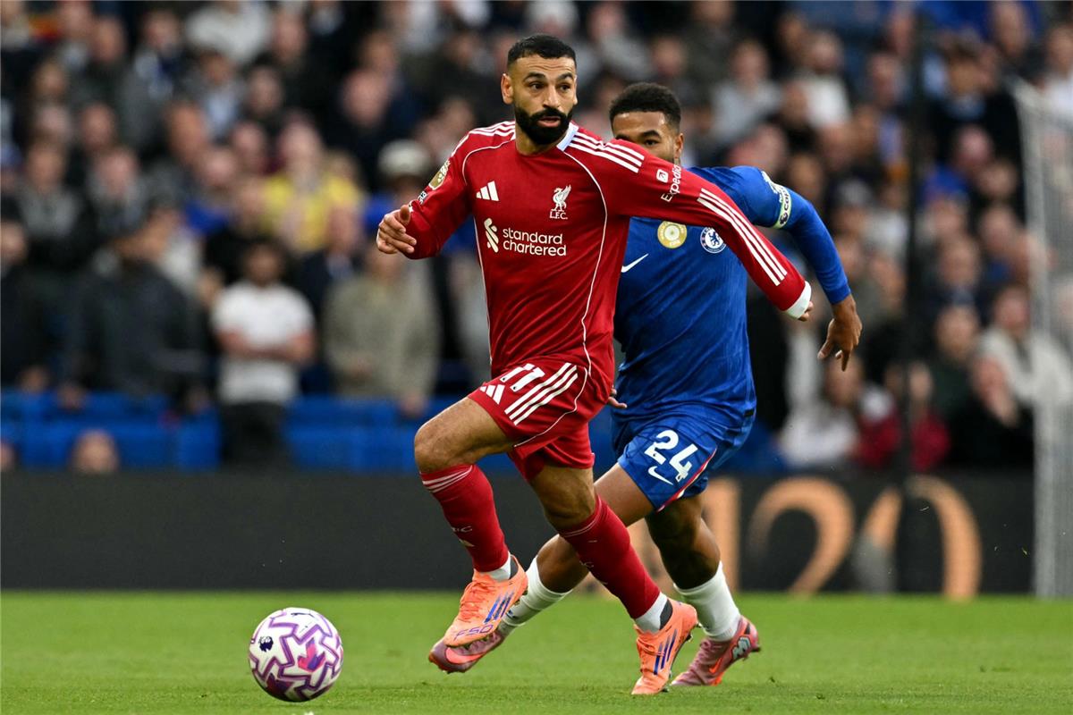 سلوت يدافع عن محمد صلاح بعد هزيمة ليفربول أمام تشيلسي: هل نسينا أنه بشر؟