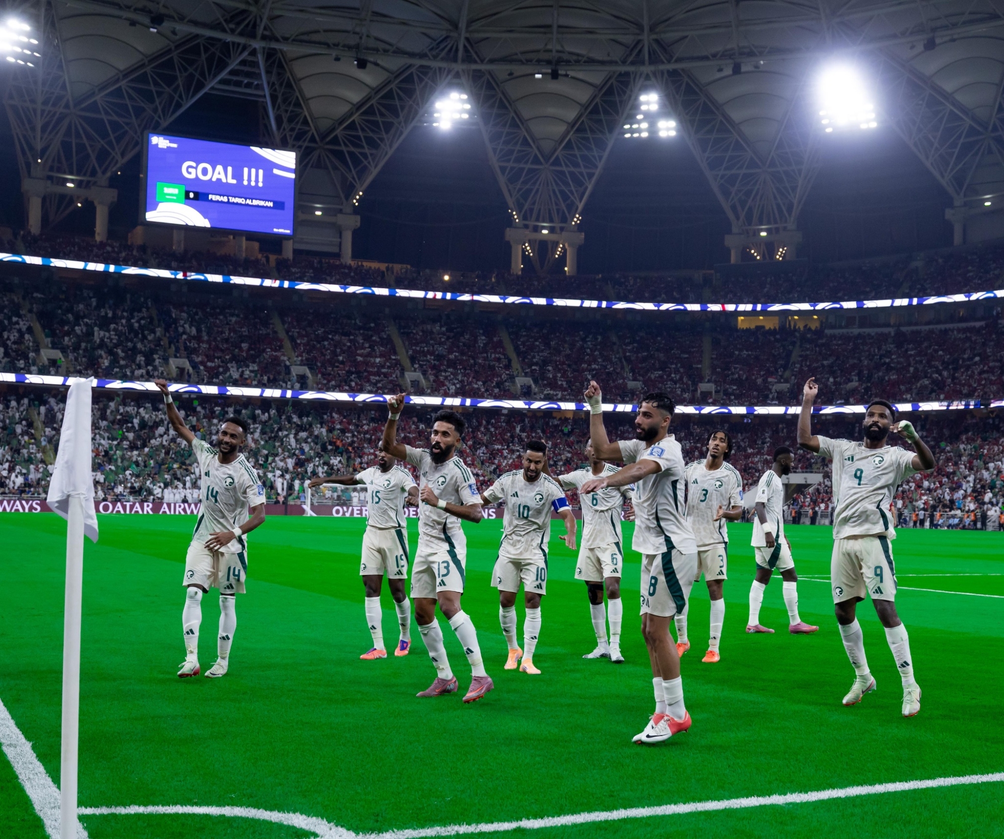 الأخضر في تدريب مغلق: ترقب شديد لـ استعدادات المنتخب السعودي لمواجهة العراق الحاسمة